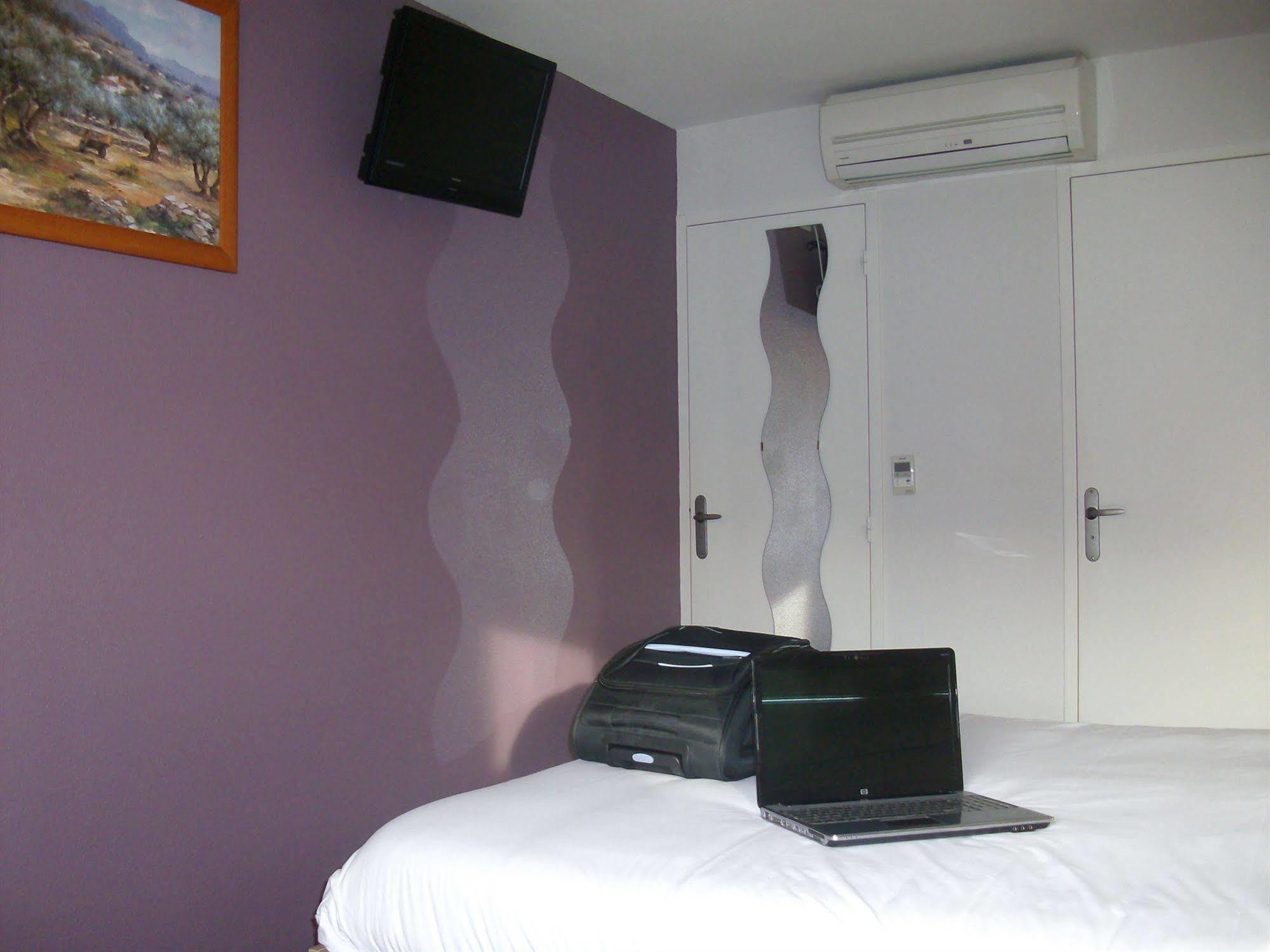 So'Lodge Niort A83 La Creche Eksteriør bilde